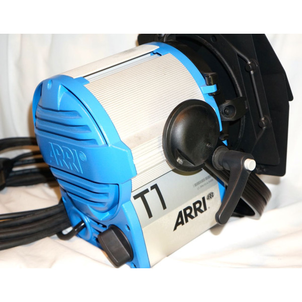 Освітлювальний прилад ARRI T1 1000W